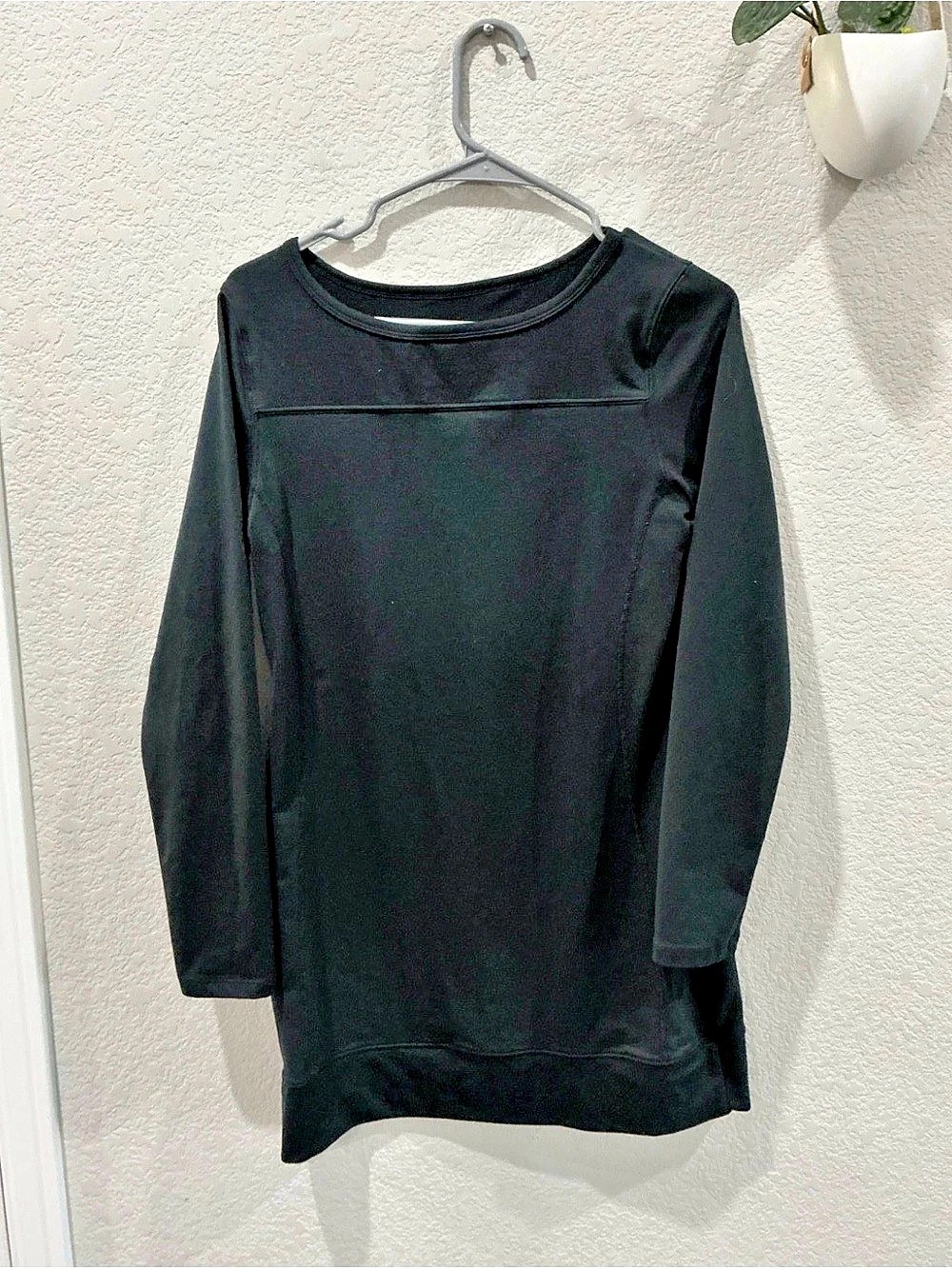 Carve Designs Long Sleeve minidress in Black Size small